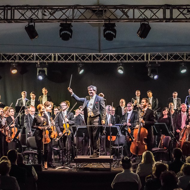 Sinfonia Varsovia Swojemu Miastu Grochowska 272